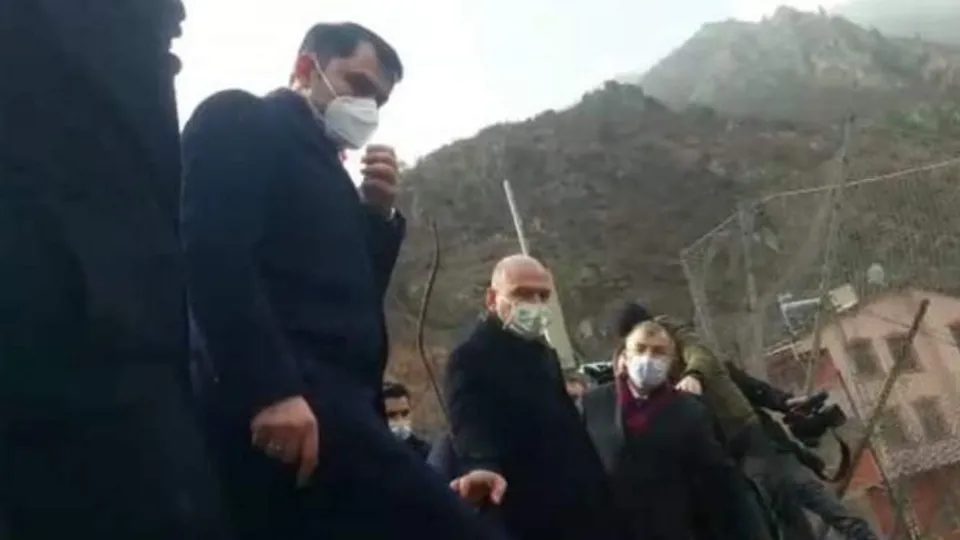 İçişleri Bakanı Süleyman Soylu ve Çevre ve Şehircilik Bakanı Murat Kurum Artvin'deki yangın bölgesine gitti