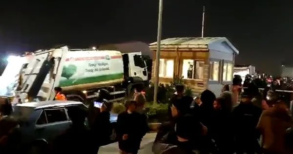 SON DAKİKA HABERİ | CHP'li Maltepe Belediyesi'nde işçiler greve başladı - 2