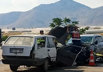 Burdur'da zincirleme kaza: 1 ölü, 3 yaralı