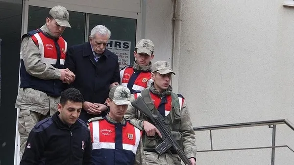 Kamu hizmetlerini PKK’nın emrine veren HDP’li Ahmet Türk’ün kirli sicili! 14 Mayıs provokasyonu başladı! Kürtlere ağır hakaret