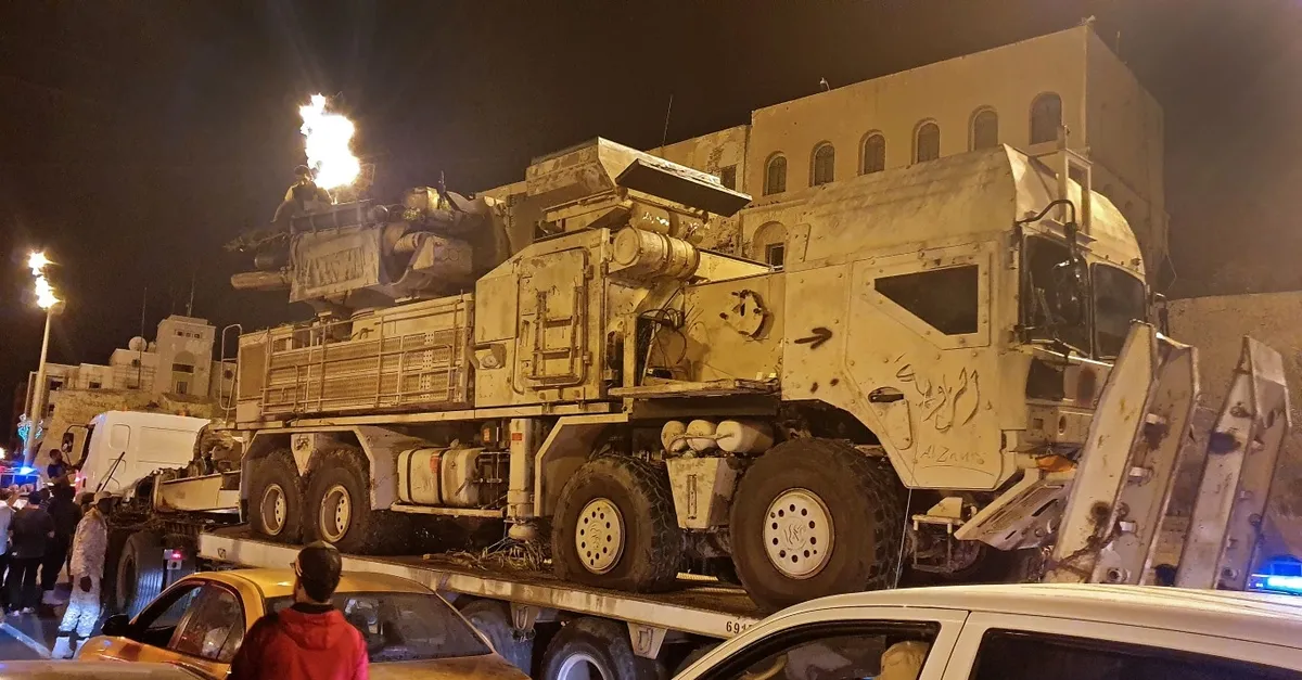 Vatiyye Askeri Hava Üssü’nde imha edilen Pantsir Trablus’ta sergilendi! "Lider Erdoğan’a selam olsun" | Video