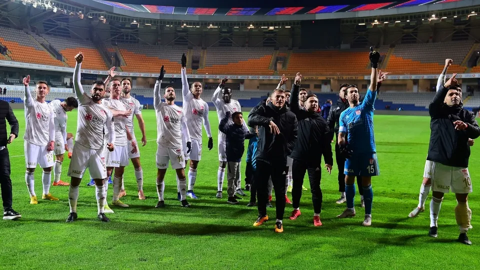 Medipol Başakşehir 0-1 DG Sivasspor (Maç sonucu)