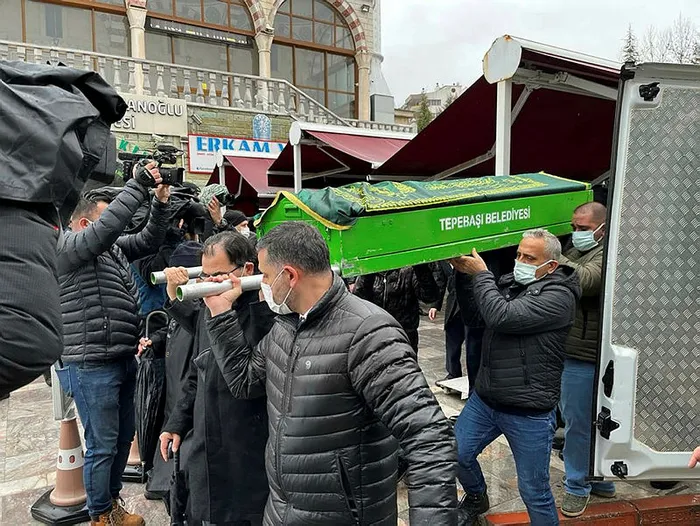 Savunma Sanayii Başkanı İsmail Demir'in acı günü: Agebeyi Ahmet Demir vefat etti - 2