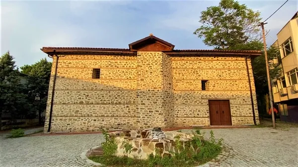 kocaelinin-su-ihtiyacini-karsilayan-dolap-4-asirdir-sapasaglam-1632314918911.jpg Kocaeli’nin su ihtiyacını karşılayan dolap 4 asırdır sapasağlam - 4
