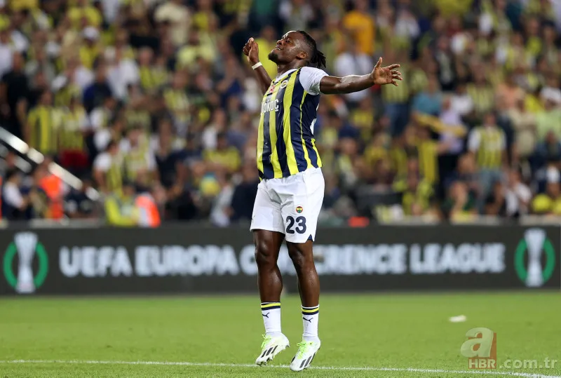 43 maç, 23 gol, 4 asist! İngiliz ekibi milyon dolarlık yıldız için Ali Koç'un kapısına dayandı! Fenerbahçe'nin yıldızını istiyorlar 4