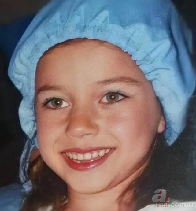 Afra Saraçoğlu'nun "bir insan hiç mi değişmez?" dedirten halleri 6