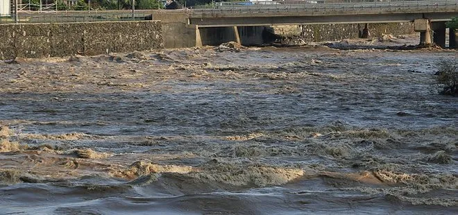 Samsun Valisi’nden uyarı: Irmak çevresinden uzak durun