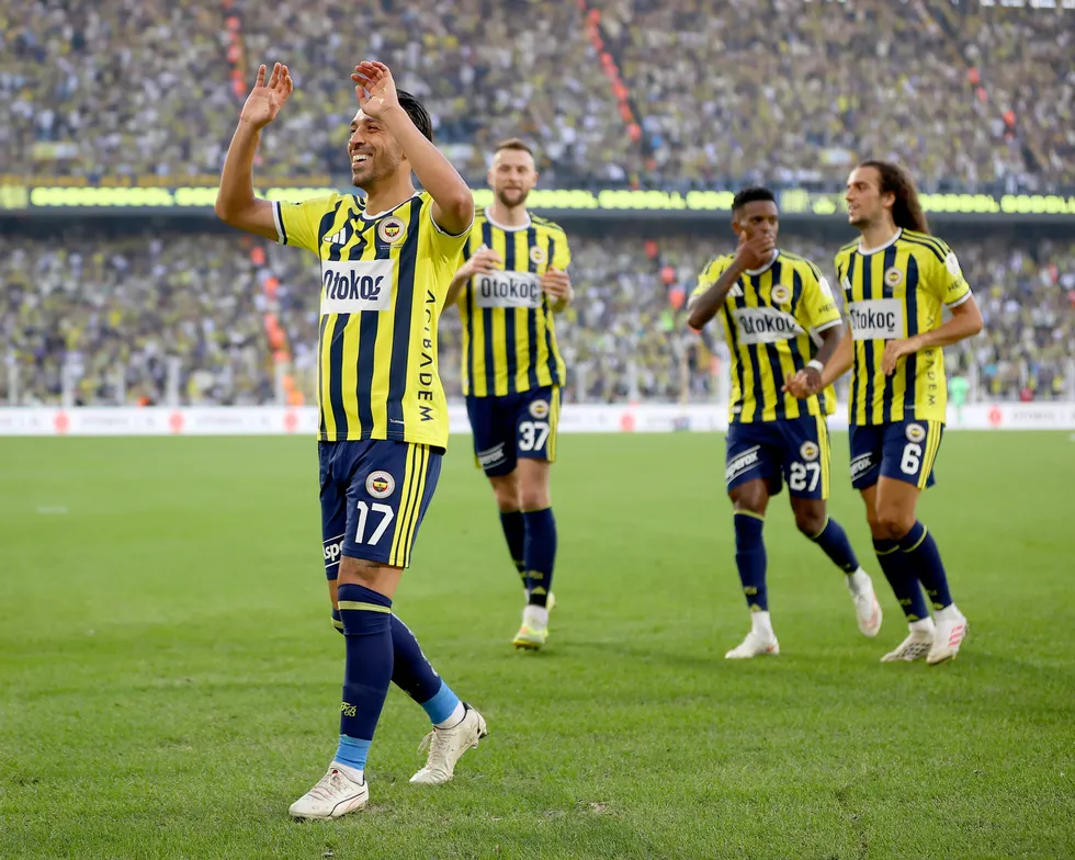 1789936327748.jpg Süper Lig’de 6. hafta tamamlandı: Amed Sportif Faaliyetler liderlik koltuğuna oturdu, Fenerbahçe tarih yazdı - 2