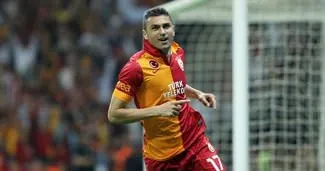 Burak Yılmaz’a ilk resmi teklif