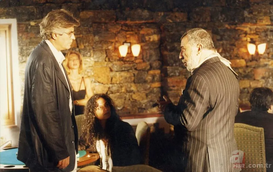 Tarık Akan kimdir? 6