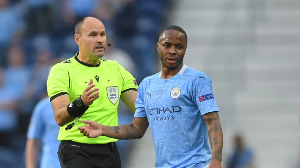 Barcelona'dan çılgın transfer harekatı! Sterling gündeme geldi