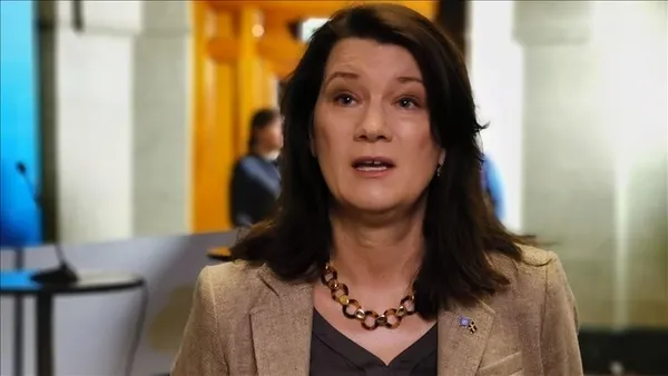İsveç Dışişleri Bakanı Ann Linde’den iki yüzlü tutum! Hem terörle mücadele dedi hem de Kakabaveh’e sahip çıktı