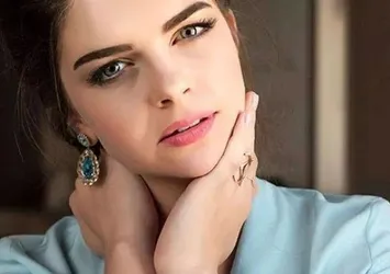 Pelin Karahan'dan 6'ncı yıl kutlaması