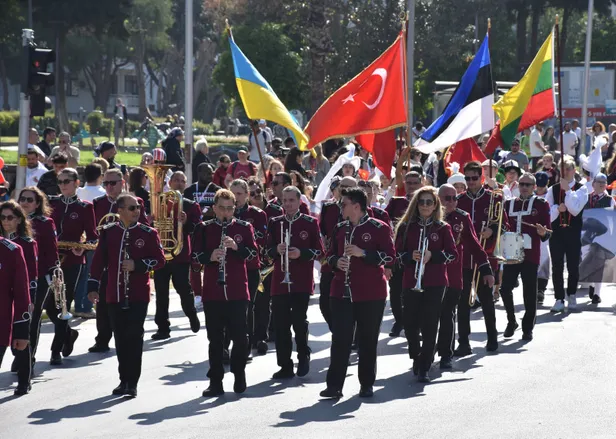 23-nisan-2023-ne-zaman-hangi-gun-ilk-ne-zaman-kutlandi-ulusal-egemenlik-ve-cocuk-bayraminin-anlam-ve-onemi-1682056592770.jpg 23 Nisan 2023 ne zaman, hangi gün? İlk ne zaman kutlandı? Ulusal Egemenlik ve Çocuk Bayramı'nın anlam ve önemi! - 1