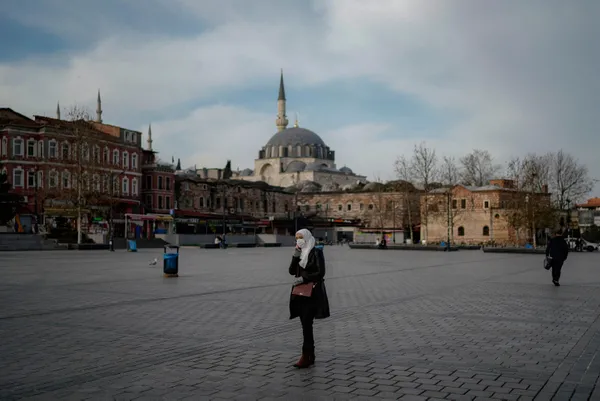 1610256454106.jpg Koronavirüs salgınında yeni normal ne zaman? Uzmanlar tarih verdi - 3