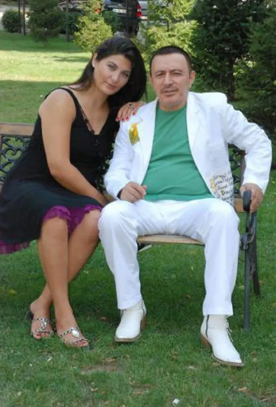 1657019314033.jpg Mustafa Topaloğlu’nun eşinden kötü haber! Ölümden döndü - 4