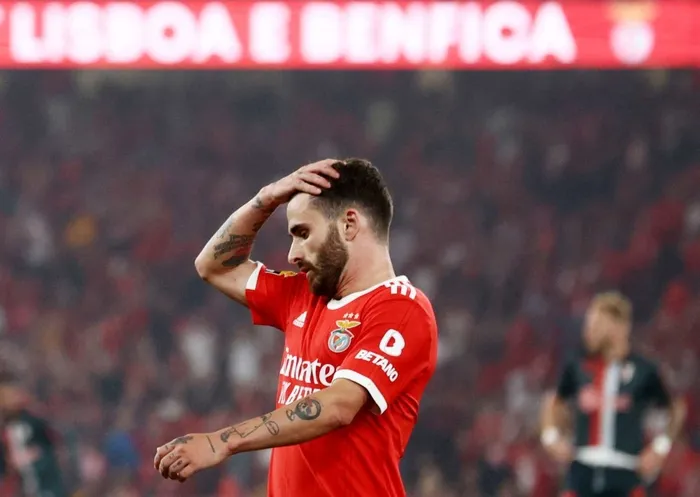 Beşiktaş'ta Rafa Silva sesleri! Yıldız oyuncu İstanbul'a geldi - 8