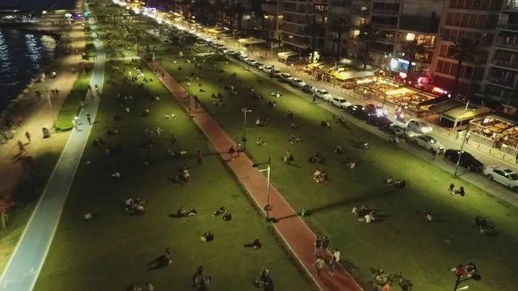 İzmir’de tedirgin eden görüntü: Kordon’a akın ettiler! Sosyal mesafeyi unuttular