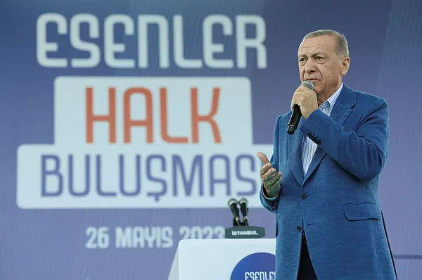 son-dakika-baskan-erdogandan-istanbulda-onemli-aciklamalar-koalisyon-pazartesi-gunu-savas-alanina-donecek-1685115982508.jpg Başkan Erdoğan'dan İstanbul’da önemli açıklamalar: Koalisyon pazartesi günü savaş alanına dönecek - 4