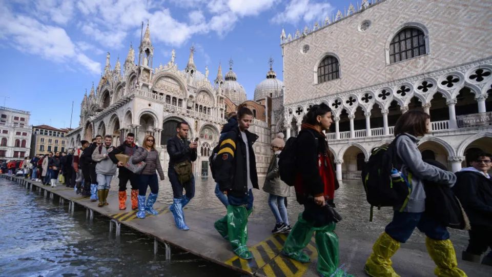 Venedik'e 'ayak bastı' parası! Yoğunluğuna günlük 5 euro çözümü