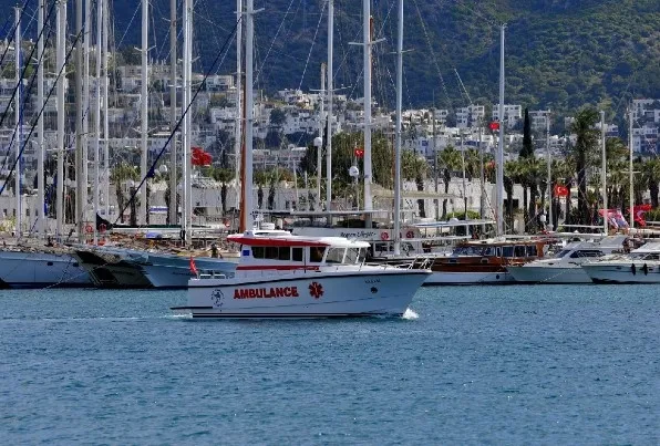 ali-sabanci-ve-esi-vuslat-dogan-sabanci-denizde-kaza-yapti-saglik-durumlari-agir-iddiasi-1692954654167.jpg Ali Sabancı ve eşi Vuslat Doğan Sabancı denizde kaza yaptı! Sağlık durumlarına ilişkin açıklama... - 5