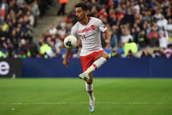 fenerbahceden-irfan-can-kahveci-operasyonu-transfer-gorusmesi-1611913479921.jpg Fenerbahçe'den İrfan Can Kahveci operasyonu! Transfer görüşmesi - 5