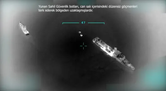 Yunan Ege'de mültecileri ölüme itti! Türkiye İHA ile tespit ederek kurtardı - 1