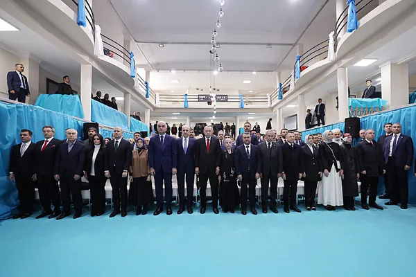 Ankara’ya yeni kültür merkezi! Başkan Erdoğan’dan açılış töreninde LGBT lobilerine net mesaj: Oyunlarını boşa çıkaracağız