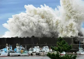 Akdeniz'de tsunami alarmı