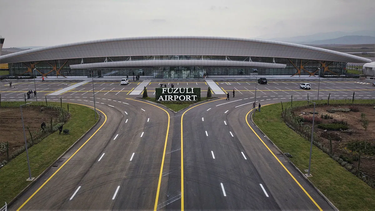 Başkan Erdoğan Azerbaycan'da Fuzuli'yi dünyaya açtı! Başkan Erdoğan Fuzuli Havalimanı'na inen ilk devlet başkanı oldu