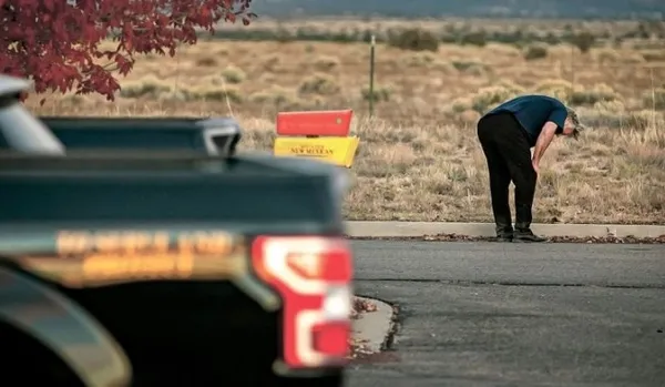 Set cinayetine karışan Alec Baldwin ilk defa konuştu: Trilyonda bir ihtimal gerçek oldu