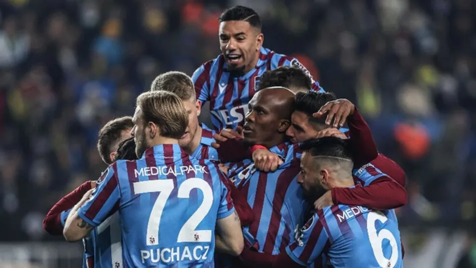 Trabzonspor için bir ihtimal daha var! Şampiyonlar Ligi'ne direkt katılma şansı doğabilir
