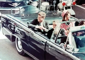 Kennedy suikastının sırlarını Trump çözecek