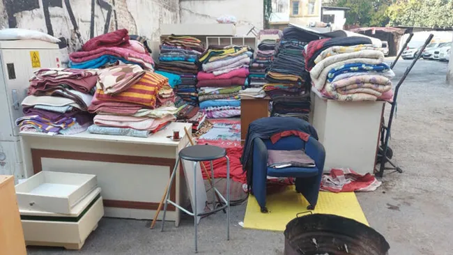 İzmir'deki battaniye skandalının ardından hurdacı çıktı: Halkın hizmetine sundum - 5