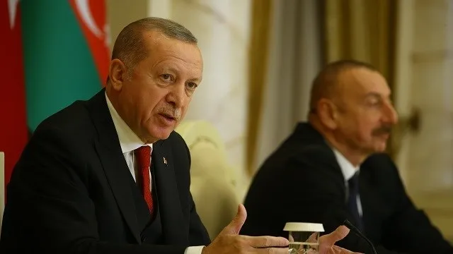 Başkan Erdoğan'ın katıldığı Azerbaycan'ın "Zafer Töreni" CHP yandaşı Ayşenur Arslan'ı rahatsız etti - 1