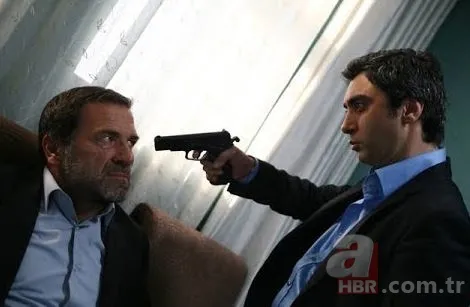 Kurtlar Vadisi Pusu dizisinin Ersoy Ulubey'i son haliyle şaşırttı! Ümit Acar nasıl değişmiş 23