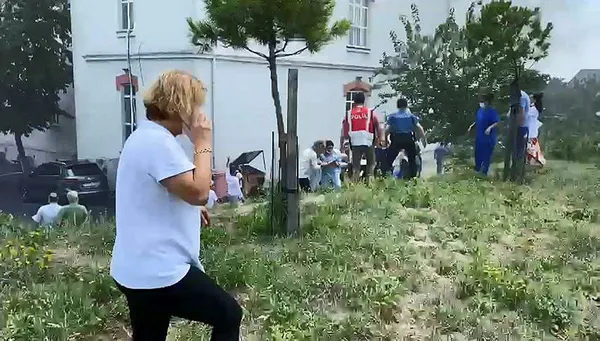 İstanbul’da Balıklı Rum Hastanesi’nde korkutan yangın! Başkan Erdoğan başhekim Leana ile görüştü