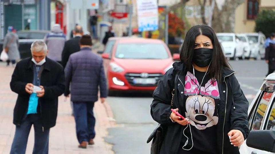 Son dakika | Maskede fahiş fiyat artışı yapanlara ceza yağdı!