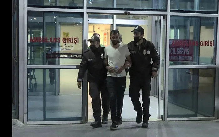 İhbar sonrası olay yerine giden polis ve bekçiye pitbull saldırdı - 2