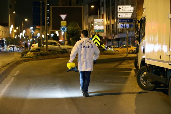 1610425888290.jpg Bayrampaşa'da korkunç olay! Çocuk ağlayınca dehşet ortaya çıktı - 2
