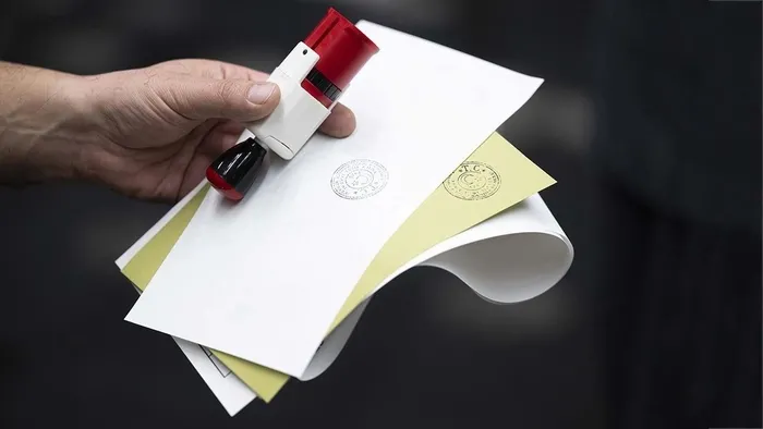 orduda-iyi-partinin-itirazlari-yeniden-sayim-yapildi-ak-partinin-oyu-artti-1712517223292.jpeg Ordu’da İYİ Parti’nin itirazları yeniden sayım yapıldı! AK Parti’nin oyu arttı - 3