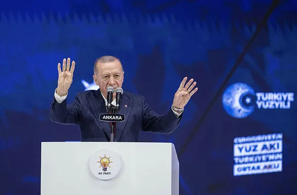 Recep Tayyip Erdoğan yeniden AK Parti Genel Başkanı! Teşekkür konuşmasında 31 Mart vurgusu: Boynumuzun borcu...