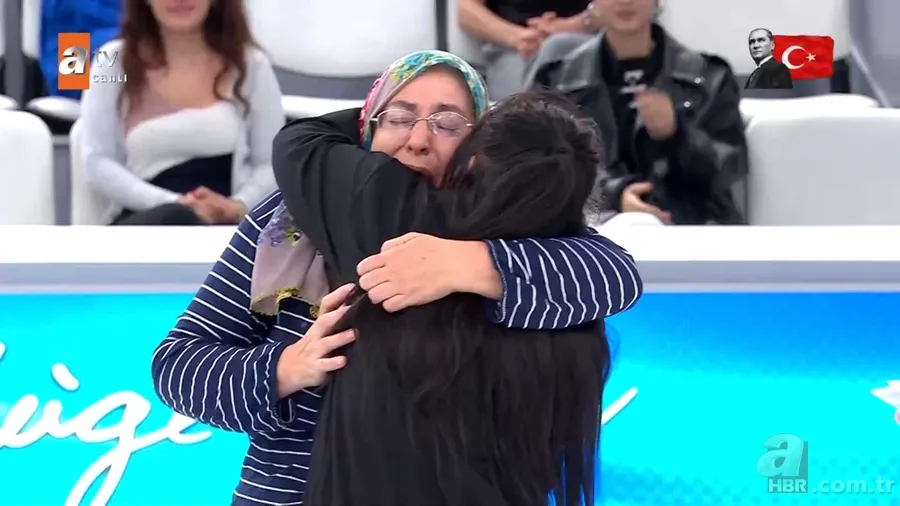 Çocuklarını bırakıp kaçan Derya Yıldırım’ı Müge Anlı buldu! Kocasının attığı mesajlar şoke etti! Saçlarını koparıp kırk düğüm büyüsü yaptı 8