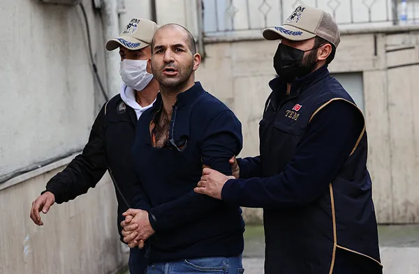 Çağlayan Adliyesi’ndeki terör saldırısını aydınlatma operasyonu! Gözaltına alınan şüpheliler hakkında kritik bilgilere ulaşıldı