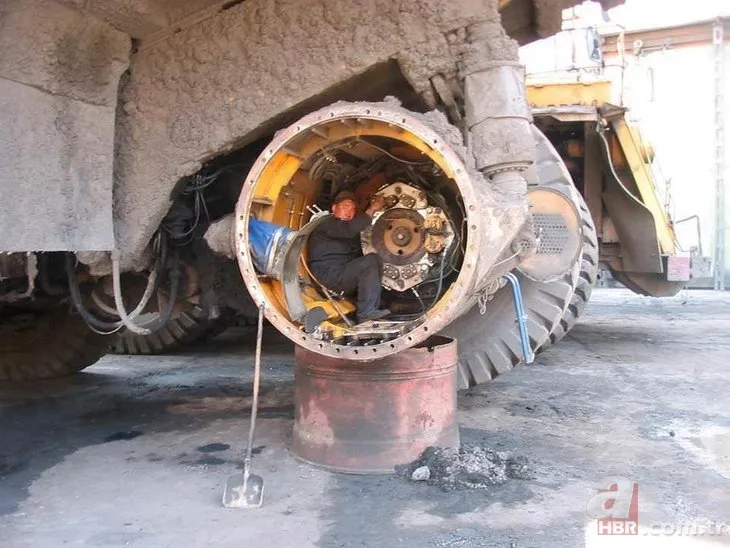 Dünyayı hayrete düşüren devasa iş makineleri 19