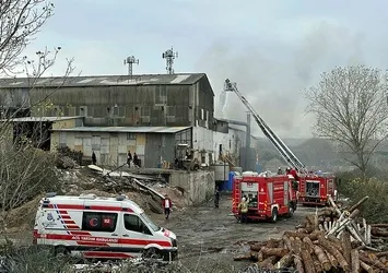 Tuzla'da fabrika yangını!