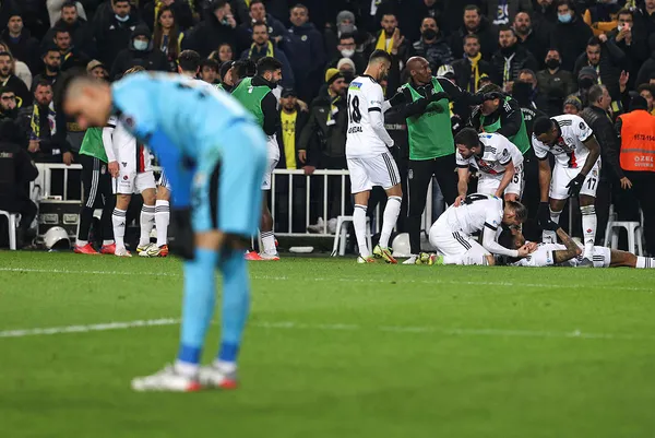 1639940212176.jpg Fenerbahçe - Beşiktaş derbisine Josef de Souza damgası! Kariyerinde bir ilk... - 1