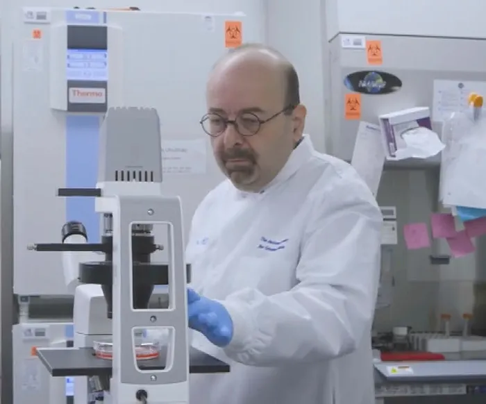 Son dakika: Koronavirüs için ilaç müjdesi: Profesör tarih verdi! Delta varyantı için korkutan sözler