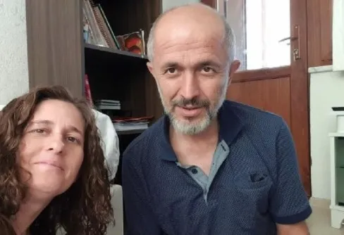 diri-diri-gomerek-oldurduler-cenazede-olen-adamin-mektubu-okundu-1639982062386.jpg Diri diri gömerek öldürdüler! Cenazede ölen adamın mektubu okundu - 1