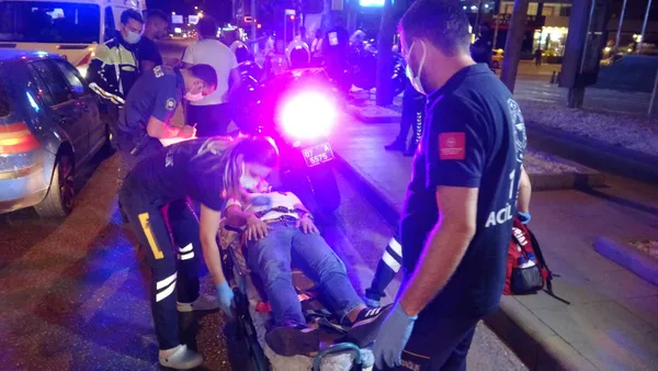 antalyada-alkollu-surucu-teroru-5-arac-ile-5-yayaya-carpti-1623103931545.jpg Antalya'da alkollü sürücü terörü! 5 araç ile 5 yayaya çarptı - 6